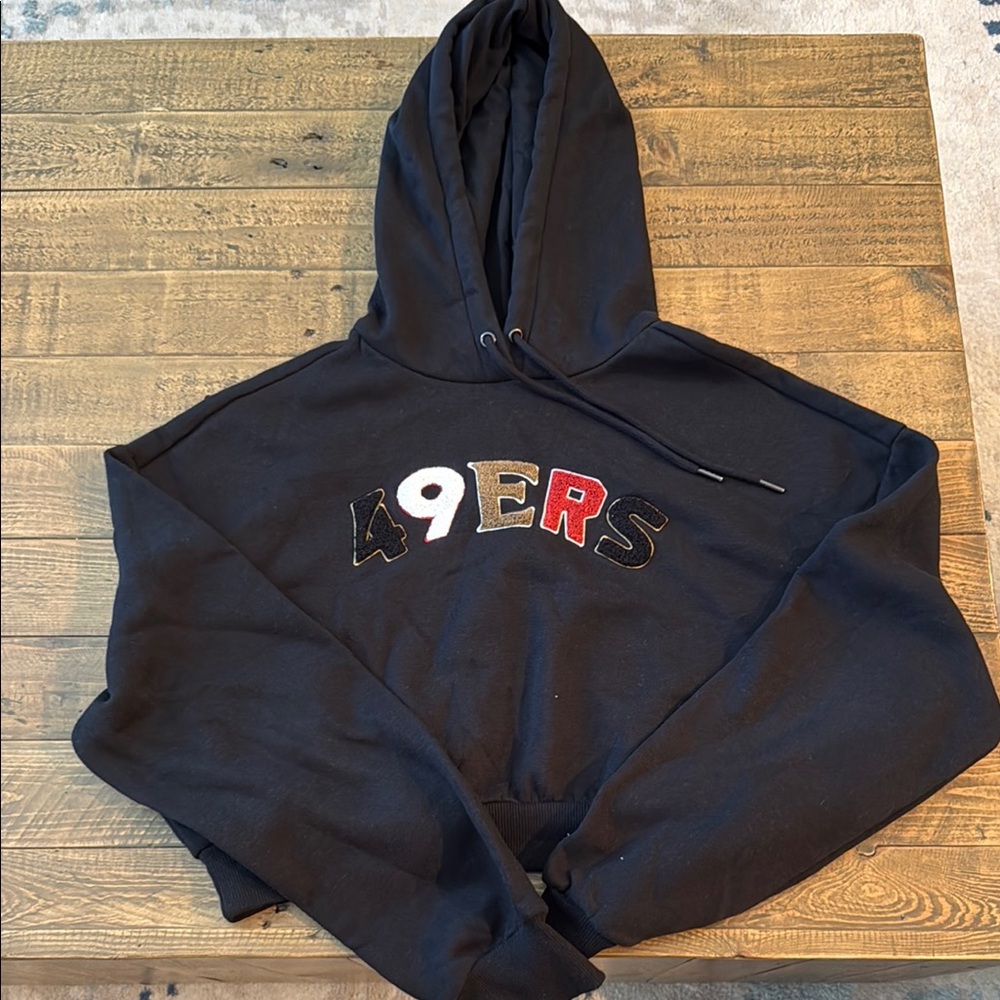 49ers Wild Collective Cropped Hoodie